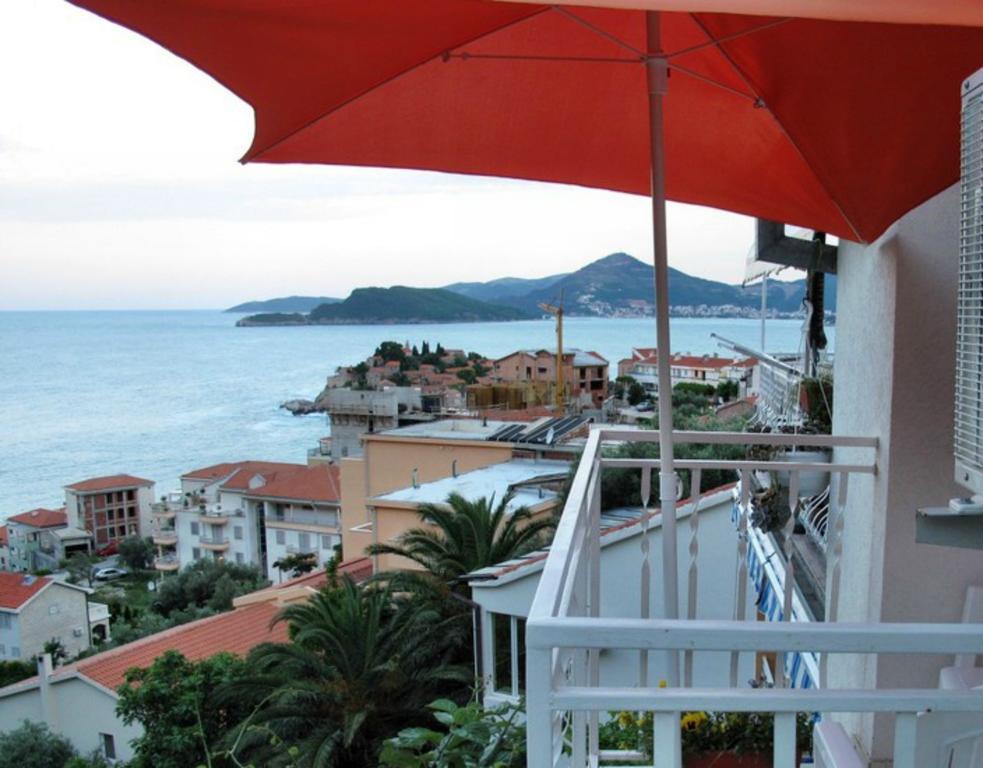 Apartments Slavica Jovanovic Sveti Stefan Esterno foto