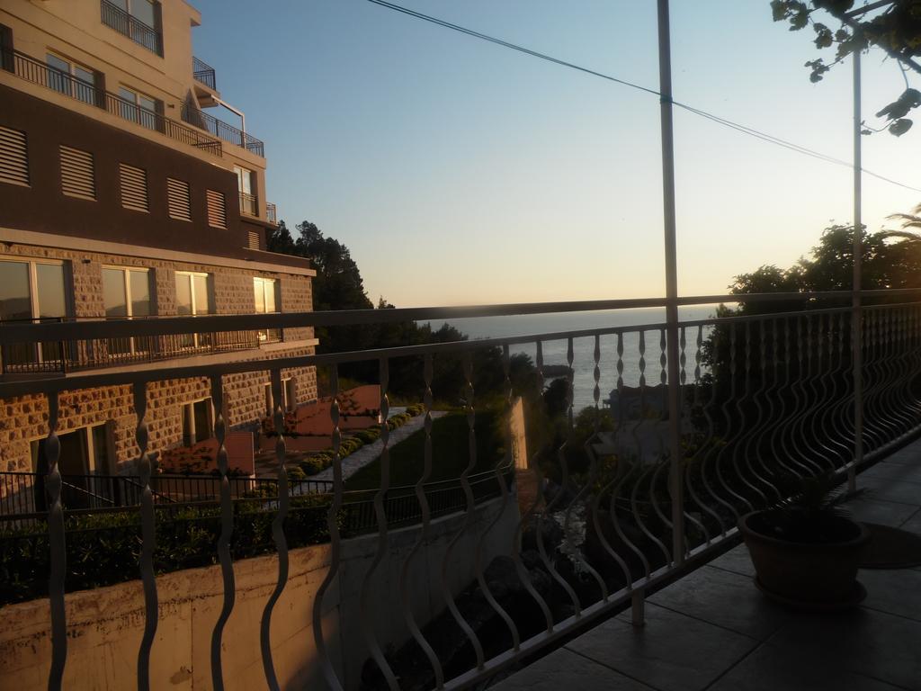 Apartments Slavica Jovanovic Sveti Stefan Esterno foto
