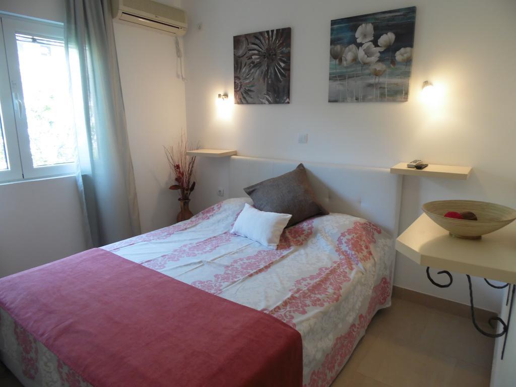 Apartments Slavica Jovanovic Sveti Stefan Esterno foto