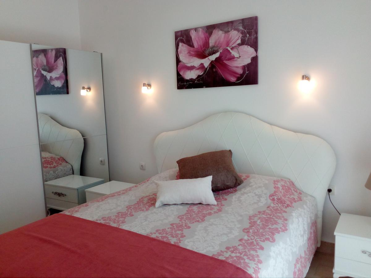 Apartments Slavica Jovanovic Sveti Stefan Esterno foto