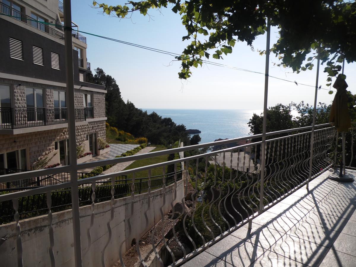 Apartments Slavica Jovanovic Sveti Stefan Esterno foto